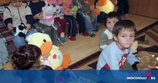 Закриха дома за деца във Враца